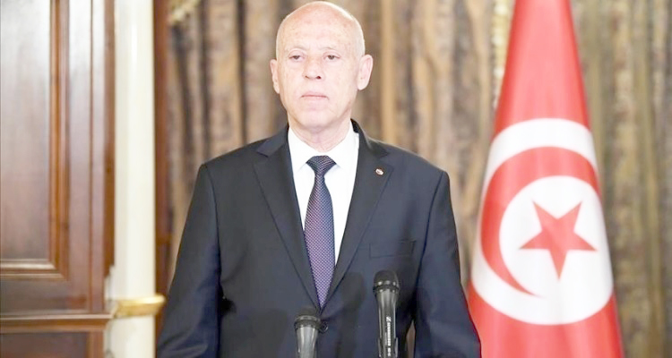 الحق في العمل اللائق..   تكريس مقتضيات الدستور لبناء الدولة الاجتماعية